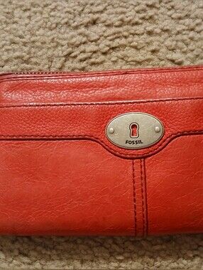 Fossil Wallet Pink